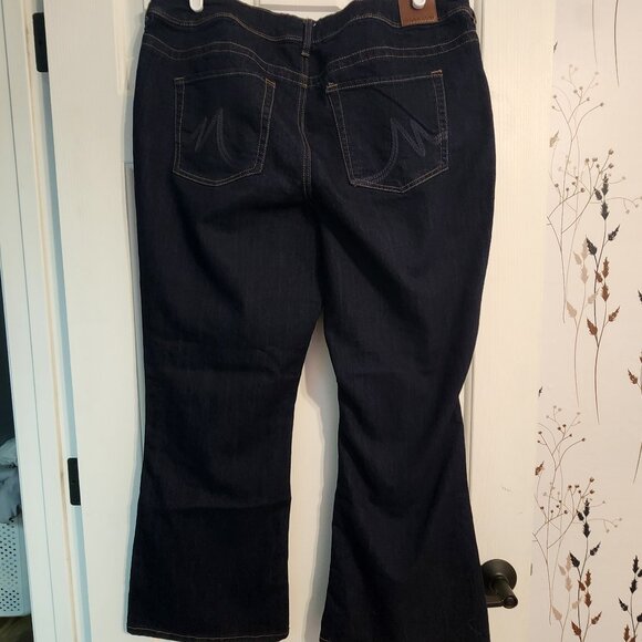 Maurices Womens Bootcut Jeans Dark Wash - 18W Short - Picture 3 of 5